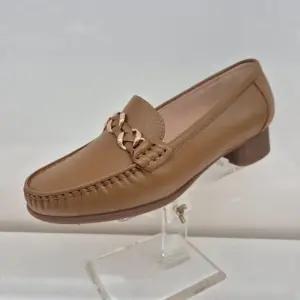 [엘칸토]엘칸토 HC11 소가죽 여성 몰드로퍼 N0V9U6X13TA (46186703)