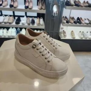 [엘칸토]엘칸토 HC10 여성화이트키높이스닉커즈 LCWS20U61310 (46211801)