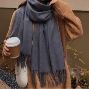 |CCA8582|여성용 겨울 따뜻한 롱 머플러 태슬 디자인