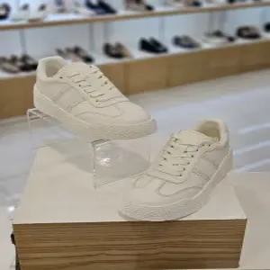 [미소페][미소페] by미소페 여성 베이직 레트로 스니커즈 (4cm) 112510017 (P003770498)