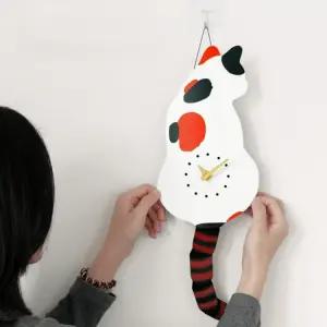 일본 고양이 움직이는꼬리 시계 인테리어 벽시계 거실 스윙