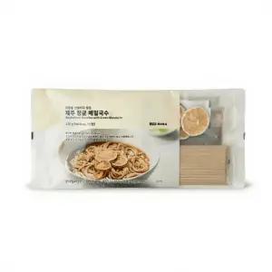 무인양품 모양을 선별하지 않은 제주청귤 메밀국수