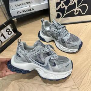 가을 빈티지 캐주얼 여성용 러닝화 가죽 버전 통굽 메쉬 패피3