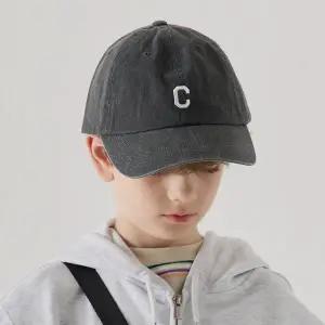 [커버낫 키즈](센텀시티점)컬리지 C로고 면 볼캡(워싱) 차콜_CK2501CA08CH