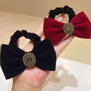 클래식 벨벳 큐빅 리본 헤어끈 X3개 랜덤) 머리끈 리본머리끈 머리고무줄 예쁜머리끈