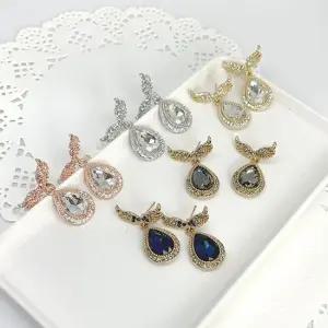 엔젤스 워터 드롭 귀걸이 크리스탈귀걸이 럭셔리귀걸이 블링 큐빅