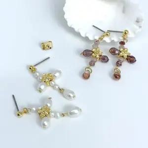 핸드메이드) 펄 앤 크로스 귀걸이 크리스탈귀걸이 럭셔리귀걸이 블링 큐빅