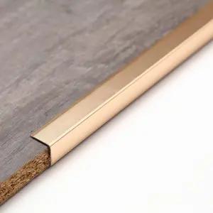 벽 도어 프레임 캐비닛 베이스보드 보호 및 장식을 위한 90° 각도의 트리몰드 알루미늄 필 스틱 L 몰딩