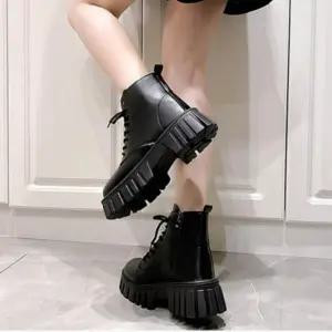 여성 하이탑 키높이 빅사이즈 워커 데일리 슈즈