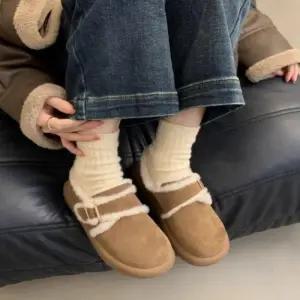 여성 여성슬리퍼 스웨이드 2컬러 털슬리퍼 버클 포근한 겨울 겨울슬리퍼