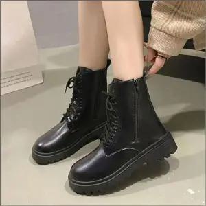 여자 빅사이즈 캐주얼 신발 워커 하이탑 레이스업 미들부츠