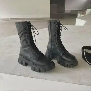 여자 워커 레이스업 블랙워커 롱부츠 통굽 장목