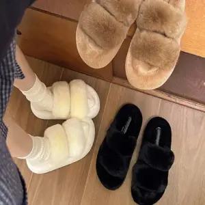 여성 겨울 여성슬리퍼 퍼슬리퍼 3컬러 실내화 쿠션슬리퍼 실외화 겨울슬리퍼