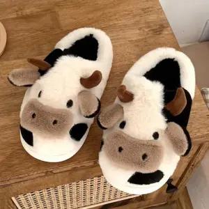 캐릭터 거실화 겨울 따뜻 푹신 젖소 털 슬리퍼 실내화