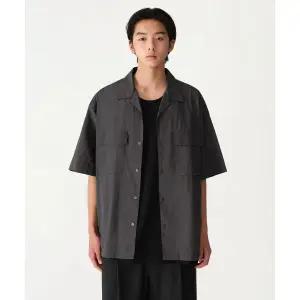 무신사스탠다드 오버사이즈 라이트웨이트 나일론 더블 포켓 반소매 셔츠 그레이 1625015