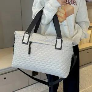 소프트 퀼팅 디테일 다용도 보부상 보스턴백 보스턴백 여행가방 큰가방 짐가방