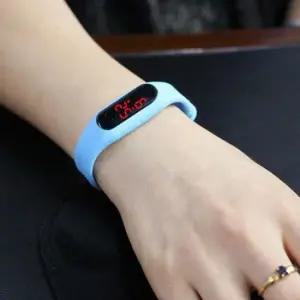 LED 컬러 실리콘 손목시계 운동 스포츠 손목시계 스포츠시계 패션시계 젤리시계 팔찌시계