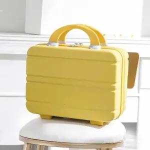 레디백 옐로우 옷가방 캐리어보조백 여행용보스턴백 여행용보스턴백 캐리어보조백