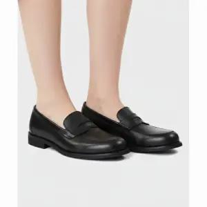 조셉트 MORGAN 모건 블랙 비브람솔 말가죽 남성 페니 로퍼