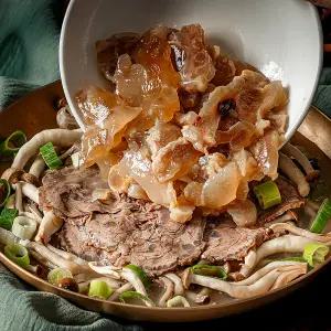 백년밥상 캠핑 음식 요리 밀키트 아롱사태 스지 야채팩 수육 전골