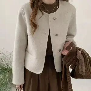 [예쎄] 노카라 솔리드 숏자켓(S5FJK020A)