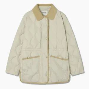 갤러리아 골덴카라배색덕당운퀼팅점퍼