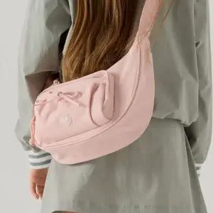 [커버낫 키즈](의정부점)[커버낫키즈] 여아 리본 호보백 (PI,IV) CK2500SB61 (정상가 69,000원)