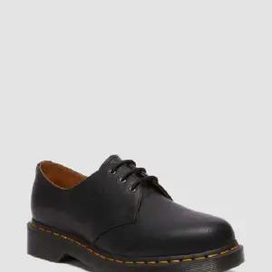 닥터마틴 Dr Martens 1461 앰버서더 595696
