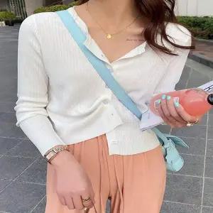 여자 EV44OM32 사계절 심플 슬림핏 부드러운 얇은 골지 가디건