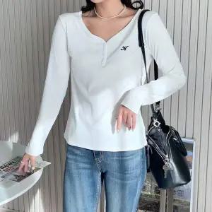 피치스킨 AG11VS23 버튼 와이넥 티셔츠 SD-241126