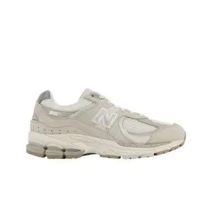 New Balance 2002R White Ivory 뉴발란스 2002R 화이트 아이보리