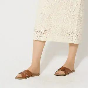 [오조크][오조크(OZOC)] 크로스 스트랩 샌들 (택가격 74000원)