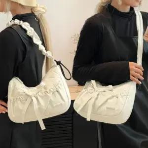 가방 직장인숄더백 봄가방 대학생가방 천가방 ivory 가벼운가방