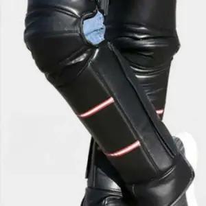 70CM 대형 ABS 방수PU적용 울브스 WN 무릎보호대