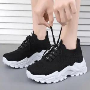 여성 키높이 3컬러 발편한 운동화 니트 삭스 스니커즈