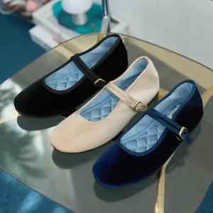 로퍼모카신 플랫 구두 로퍼신발 슈즈 통굽 여자로퍼