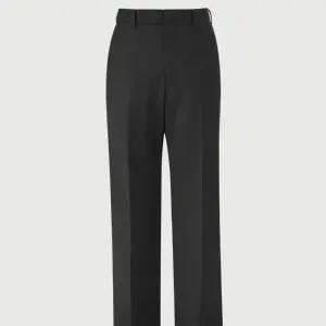 트레몰로 HC09 울혼방 솔리드 수트 팬츠 TGBGB6SC511 46117184 1179088