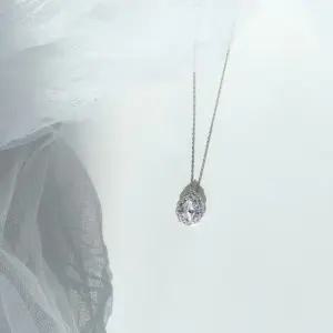 시후주얼리 실버925 시뮬럿다이아 플라워 물방울 목걸이 SS569N 드라마목걸이 여배우목걸이