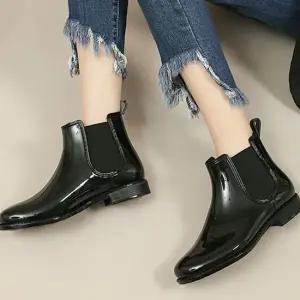 단아한 캐주얼 여성 첼시부츠 따뜻한 숏부츠 겨울 첼시부츠 미들부츠 숏부츠 레인부츠