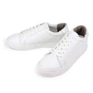 남녀공용 스니커즈 단화 인조가죽 고무창 6cm 키높이 큐빅스니커즈 니트스니커즈