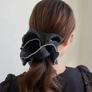 여성 검정색 빅사이즈 머리끈 결혼식 하객 경조사 블랙 유니크한아이템 럭셔리한 20대여성