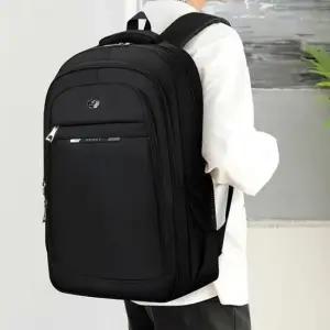 브로치 장식 포인트 사이드 포켓 디테일 백팩 캐주얼백팩 남자중저가가방 남자캐주얼백팩