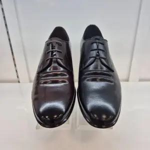 [엘칸토]엘칸토 HC11 소가죽 남성화 T7K0U6V13X1985 (46343003)