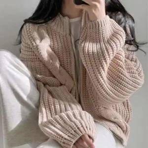 패션스타일 베이직 캐주얼 숏 여성 지퍼 가디건