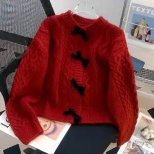 패션스타일 런칭 가디건 니트 라운드 루즈핏 리본 스웨터 꽈배기 여성