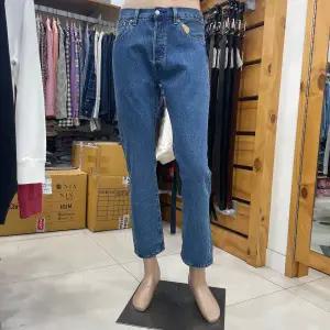 [모다아울렛][리바이스]남성 501 93 스트레이트 핏 청바지 79830-0298_DJ