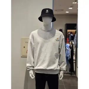 [클라이드앤](김해점)[클라이드] 남여공용 바스키아 맨투맨 티셔츠 FODTS481U