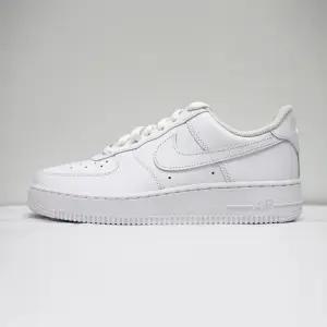 나이키 에어포스 1 07 남성용 운동화 화이트 CW2288-111