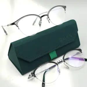 나사없는 무테 반무테 가벼운 초경량 안경 패션 사각 명품 여자 티타늄안경테 TGL83