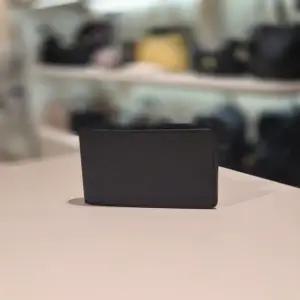 [닥스] DBWA6E752BK 블랙 D시그니처 슬림 반지갑 닥스핸드백 닥스가방 DBWA6E752